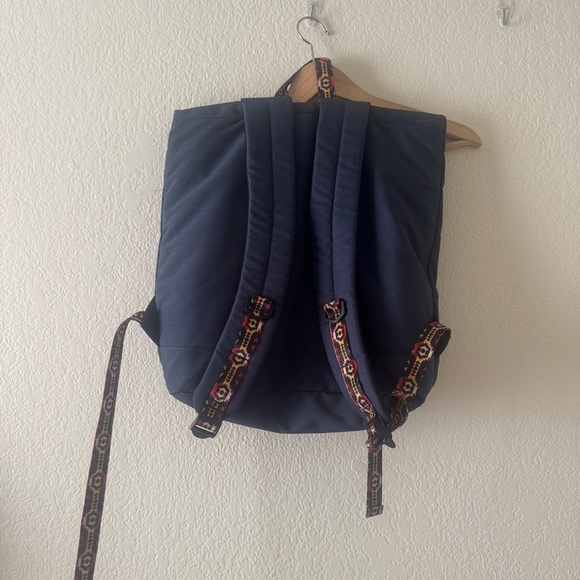 Toms Limited edition backpack for Oprah Super Soul main image 4
